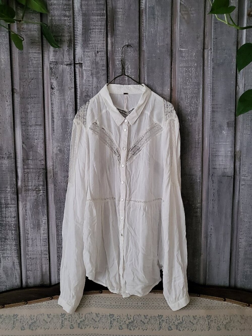 Free People White Lace Inset Boho Button Down Blouse Shirt M